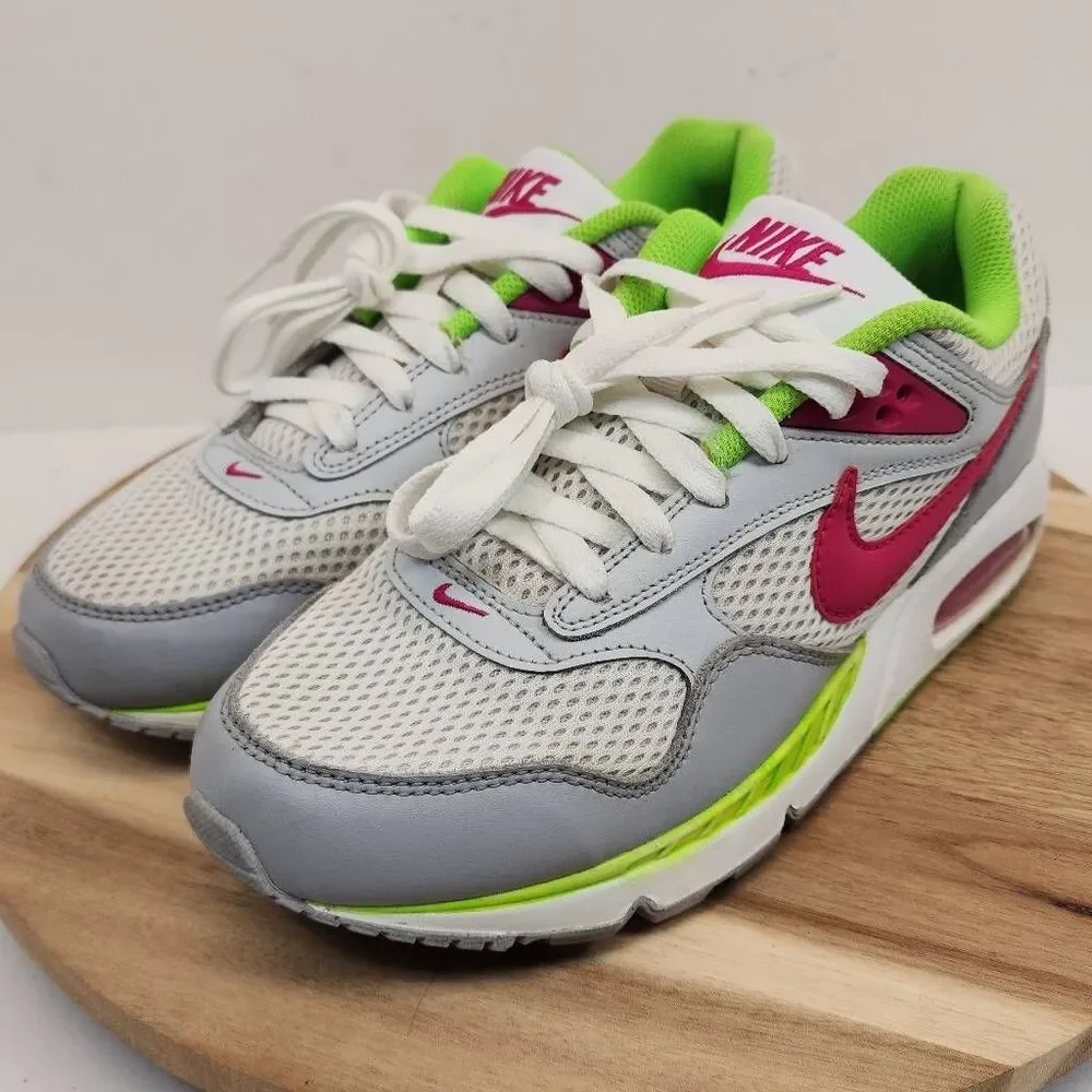 Nike Women's Air Max Correlate sneakers  Size 9 White Fireberry Lime Green